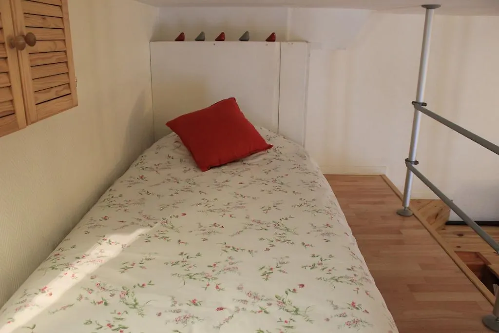 Le Petit Gobert Guest house *